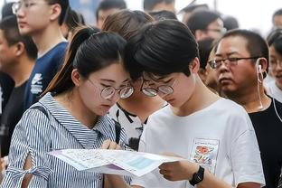 明日步行者对阵太阳！哈利伯顿因伤病管理出战成疑